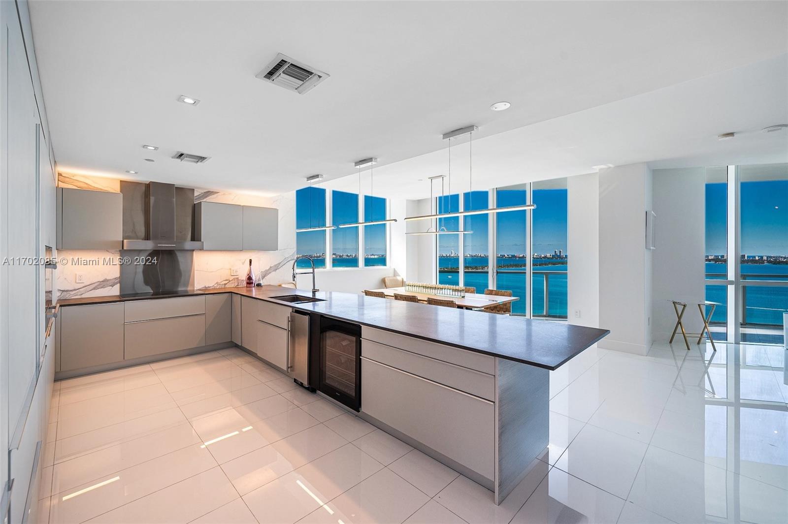 ONYX ON THE BAY CONDO - Residential