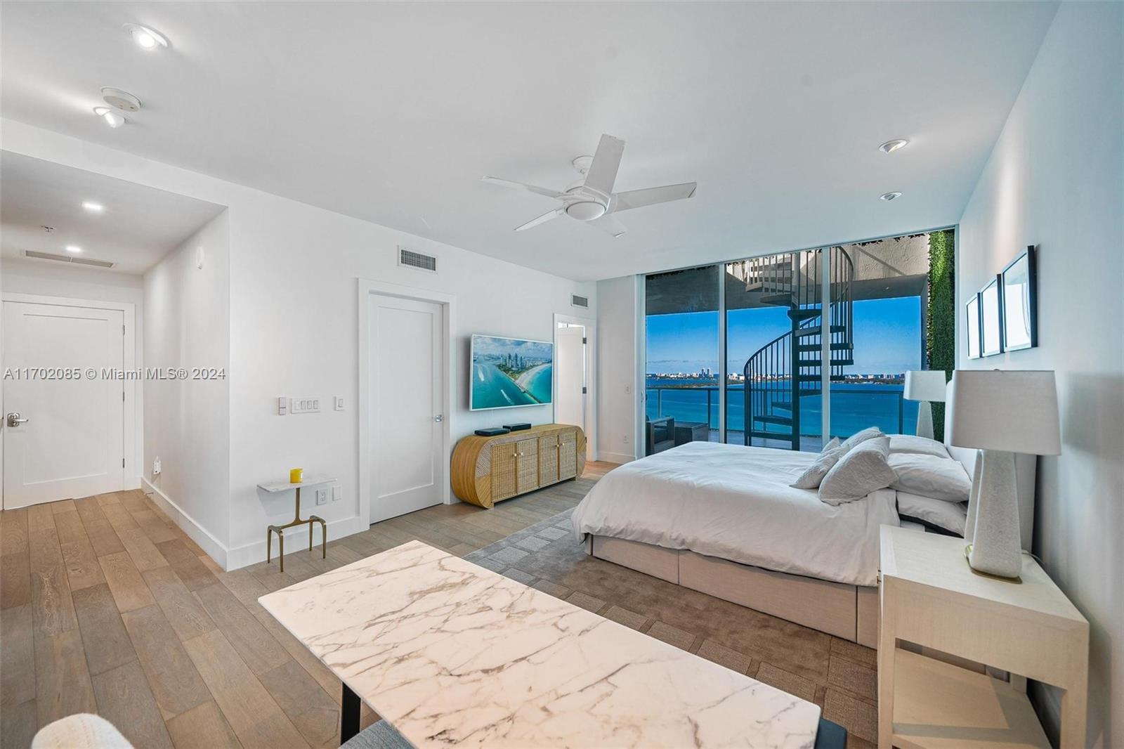 ONYX ON THE BAY CONDO - Residential