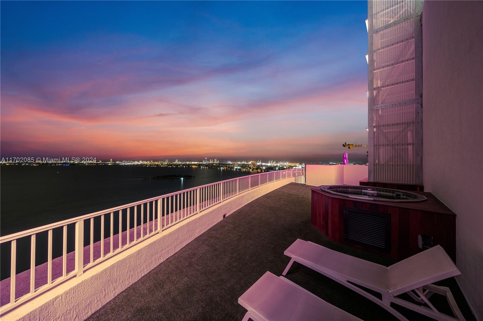 ONYX ON THE BAY CONDO - Residential