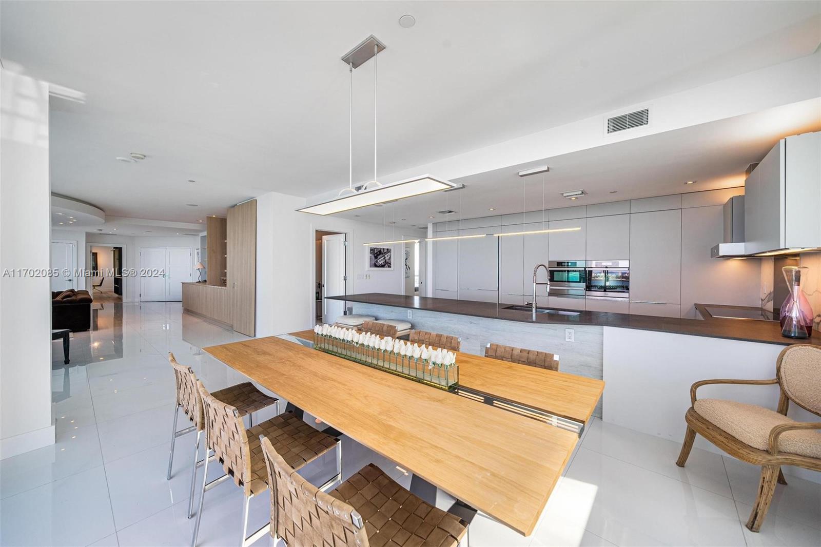 ONYX ON THE BAY CONDO - Residential