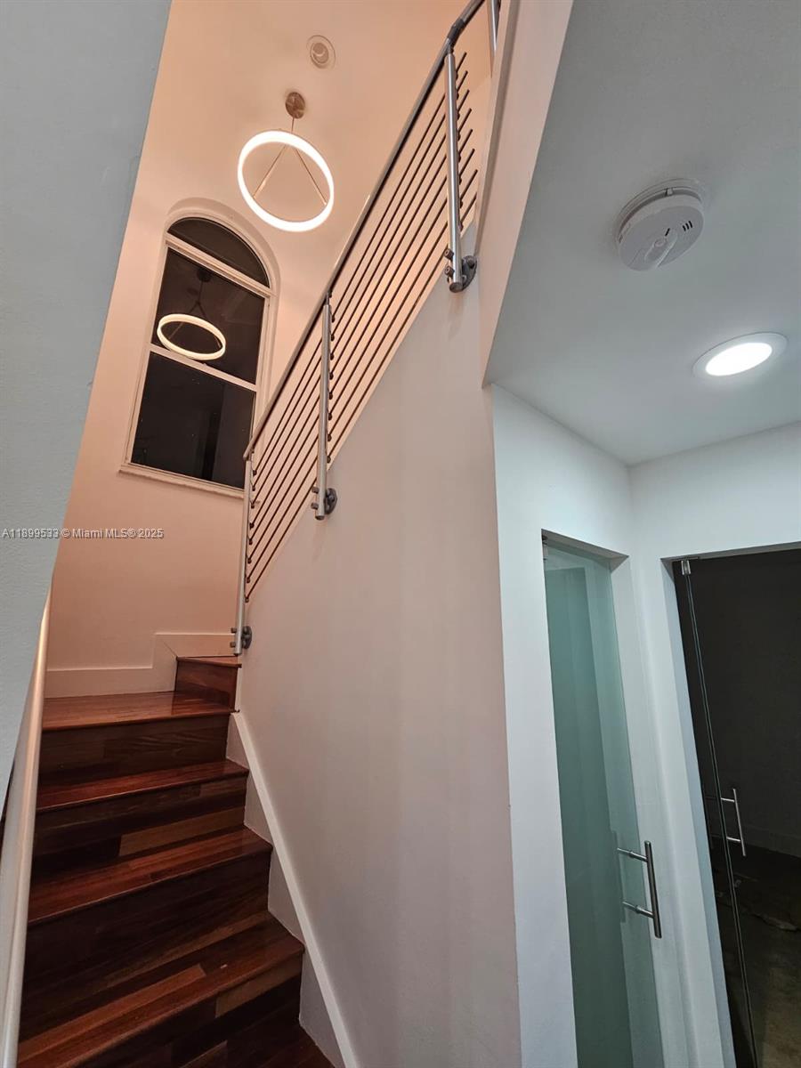 PATIO HOMES OF DORAL PINE - Residential