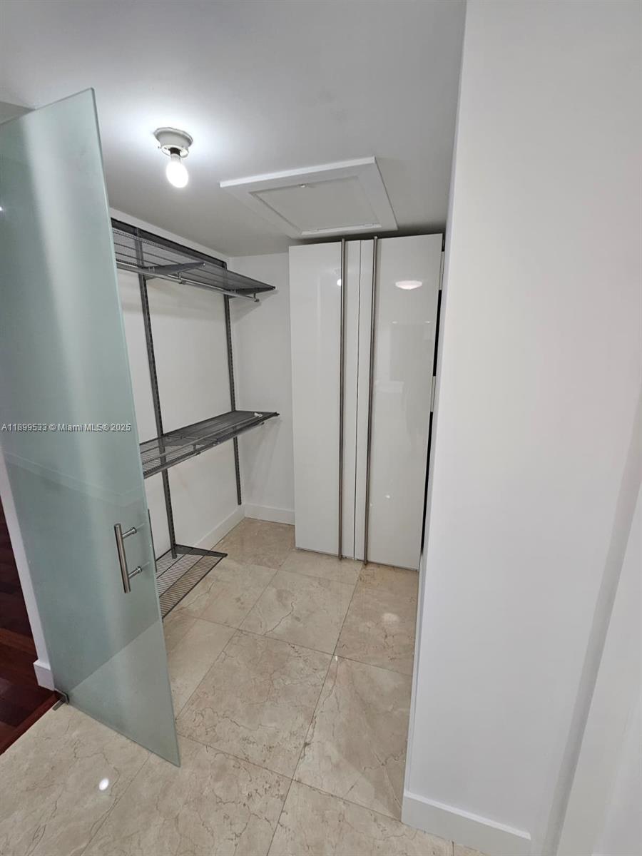 PATIO HOMES OF DORAL PINE - Residential