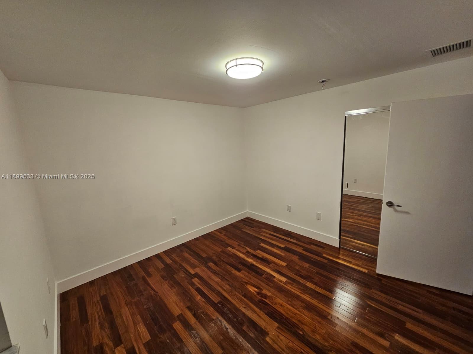 PATIO HOMES OF DORAL PINE - Residential