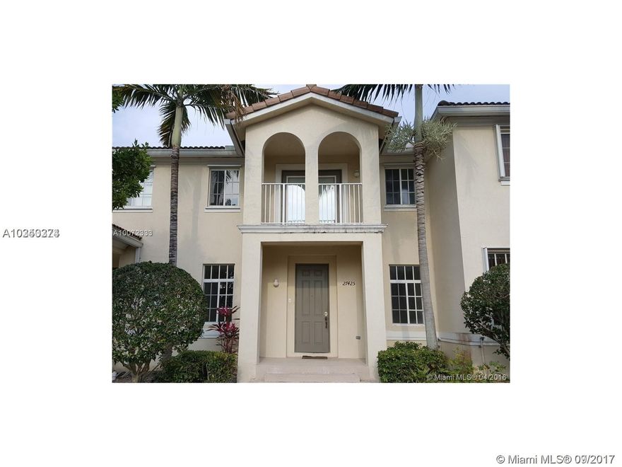 Beautifully updated 2 bedroom 2.5 Bath town-home with a large loft that could be used as a third bedroom plus a garage in the very popular Madarin Lakes Community. Located across the street from the gorgeous Clubhouse, huge pool and gym plus more. Big living room with open kitchen featuring newer cabinets and breakfast bar and rear patio. Master bathroom has a walk in closet and dual sinks, Newer washer and dryer. Cable included. Alarm is available.