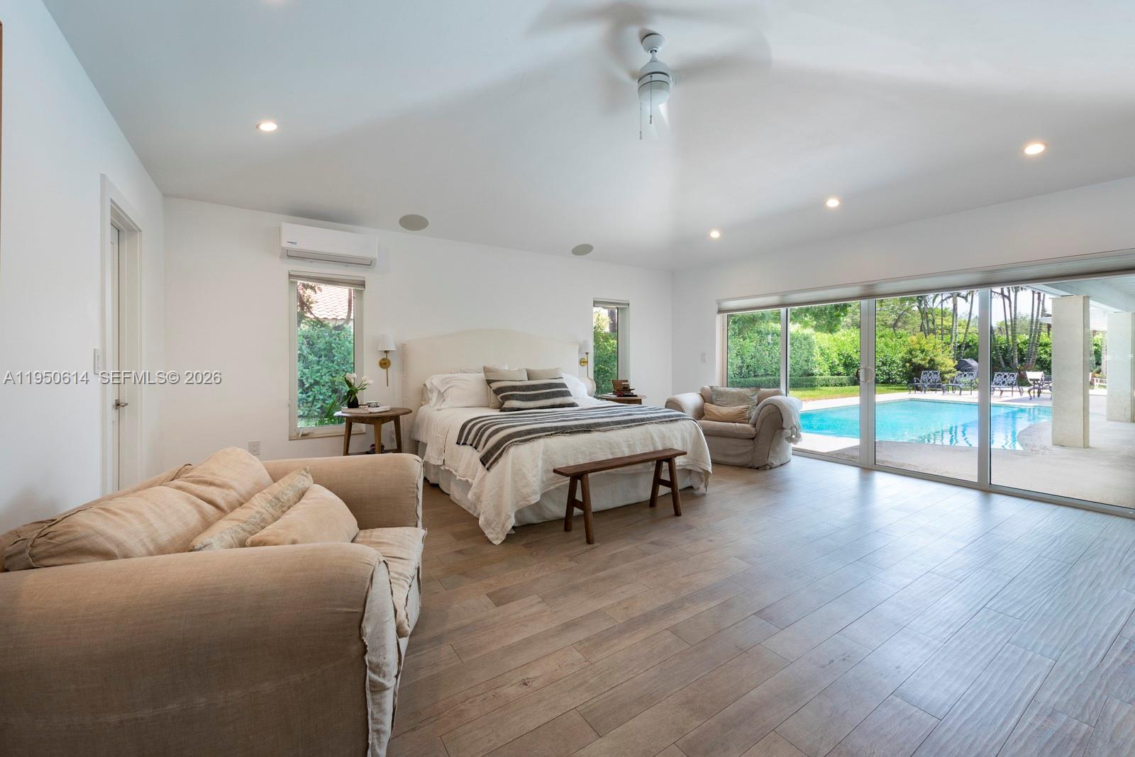 PINE BAY ESTATES SOUTH - Residential