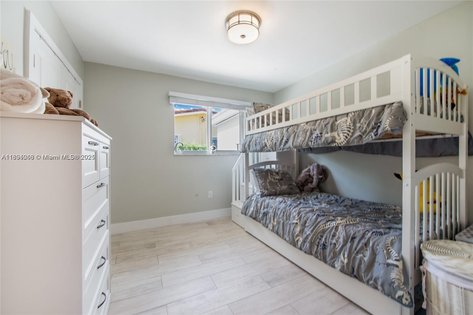 CORAL VILLAS REV - Residential Lease