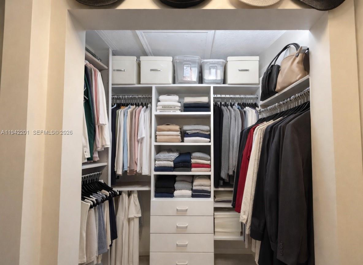 DORAL ISLES ANTIGUA - Residential