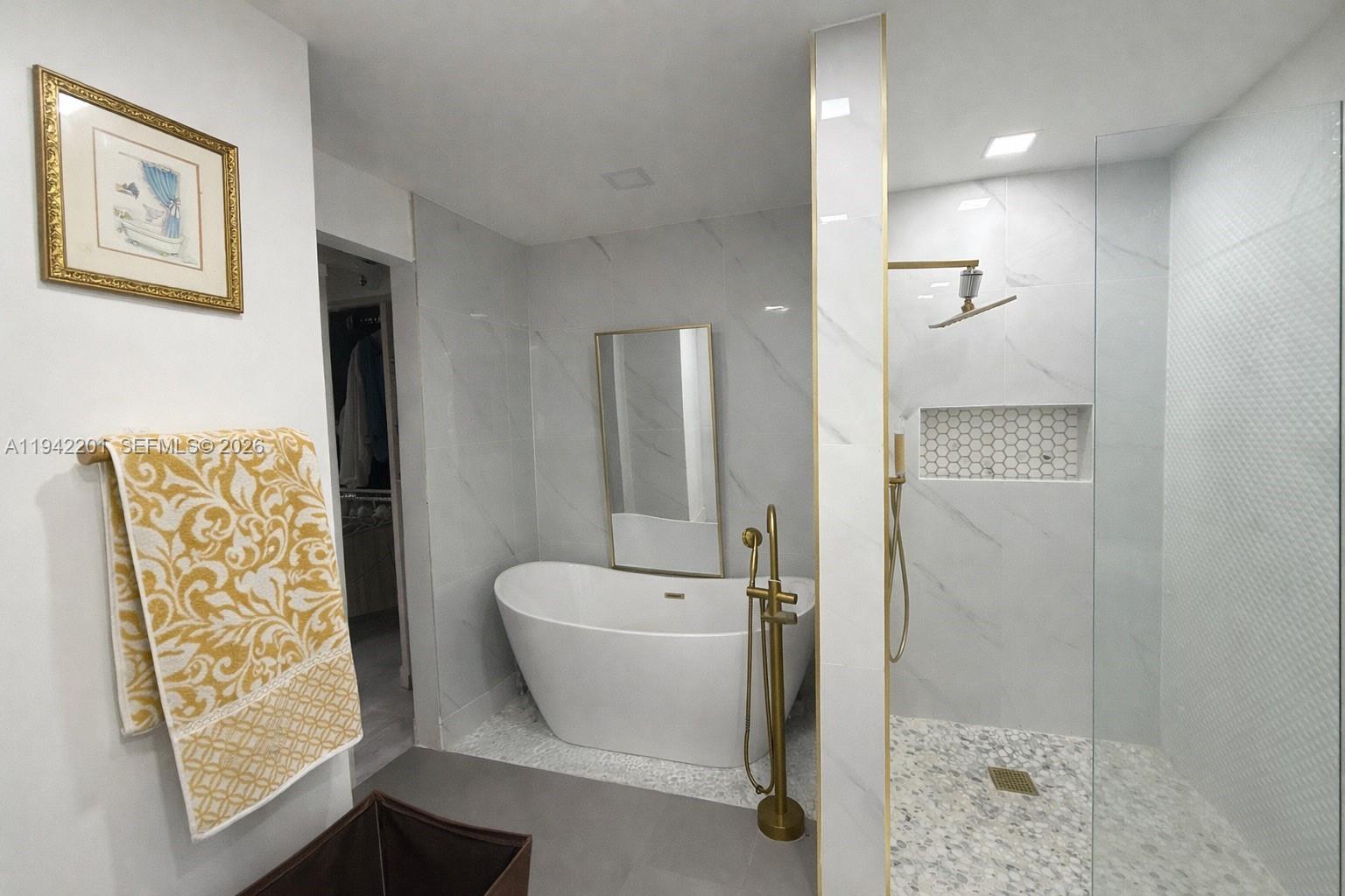 DORAL ISLES ANTIGUA - Residential