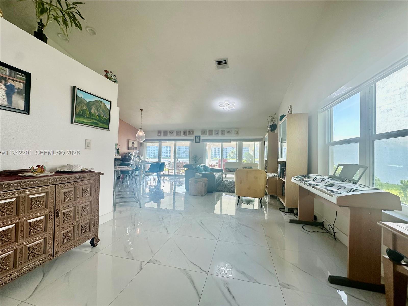 DORAL ISLES ANTIGUA - Residential