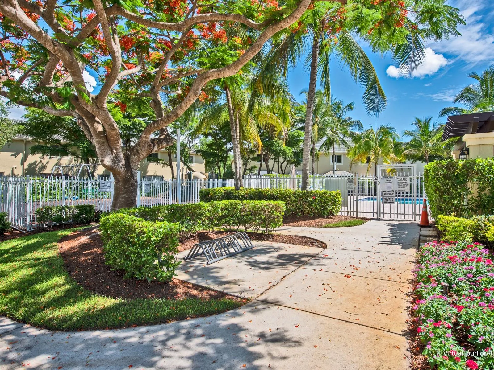 Weston, Florida 33327, United States, 2 Bedrooms Bedrooms, ,3 BathroomsBathrooms,Residential,Active,90466