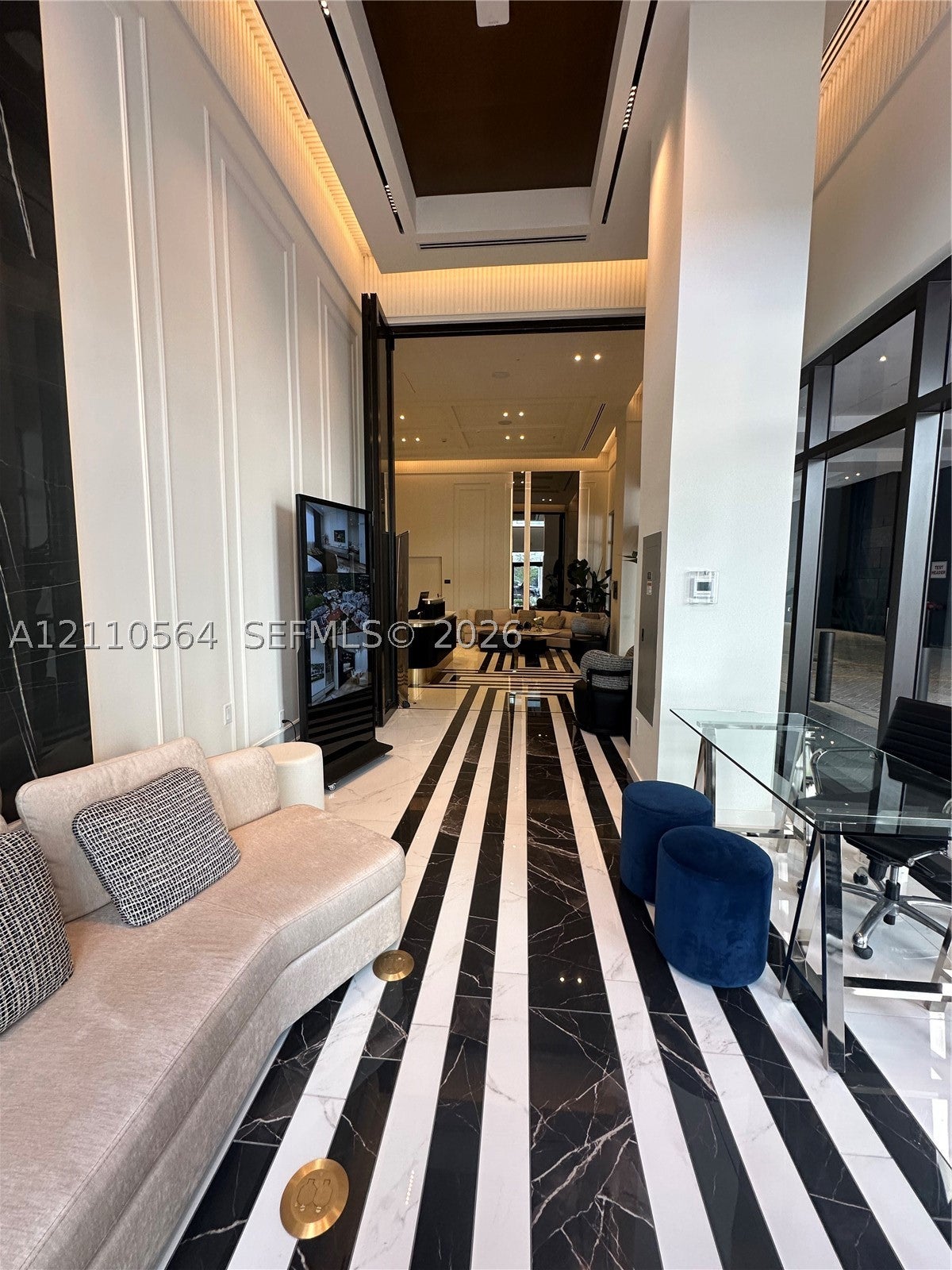 4220 Laguna St 308
