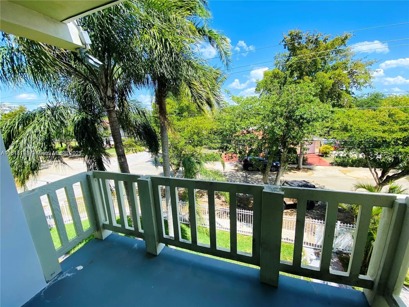 Rental Property at 12890 Ne 8th Avenue 305, North Miami, Miami-Dade County, Florida - Bathrooms: 1  - $1,400 MO.