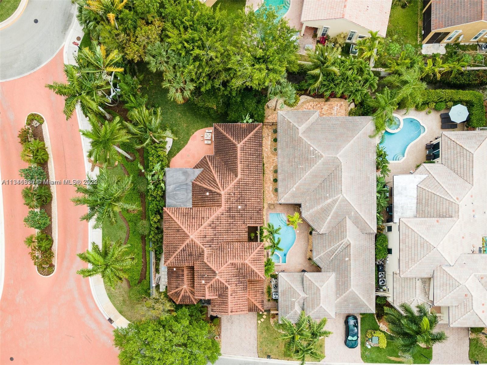 HERON BAY FOUR - Residential