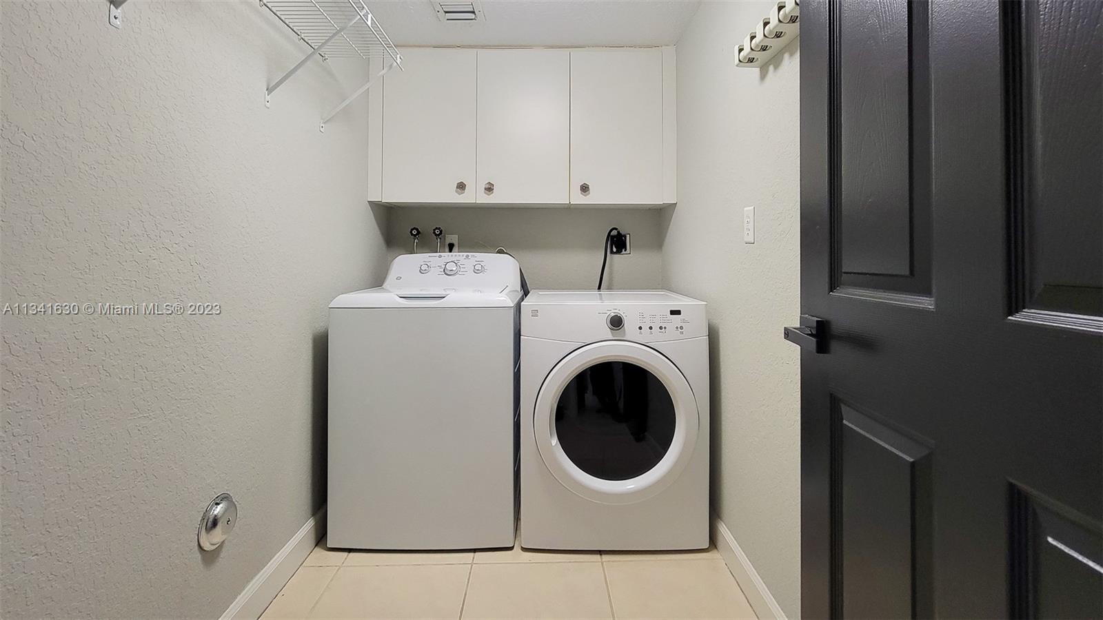 HERON BAY FOUR - Residential