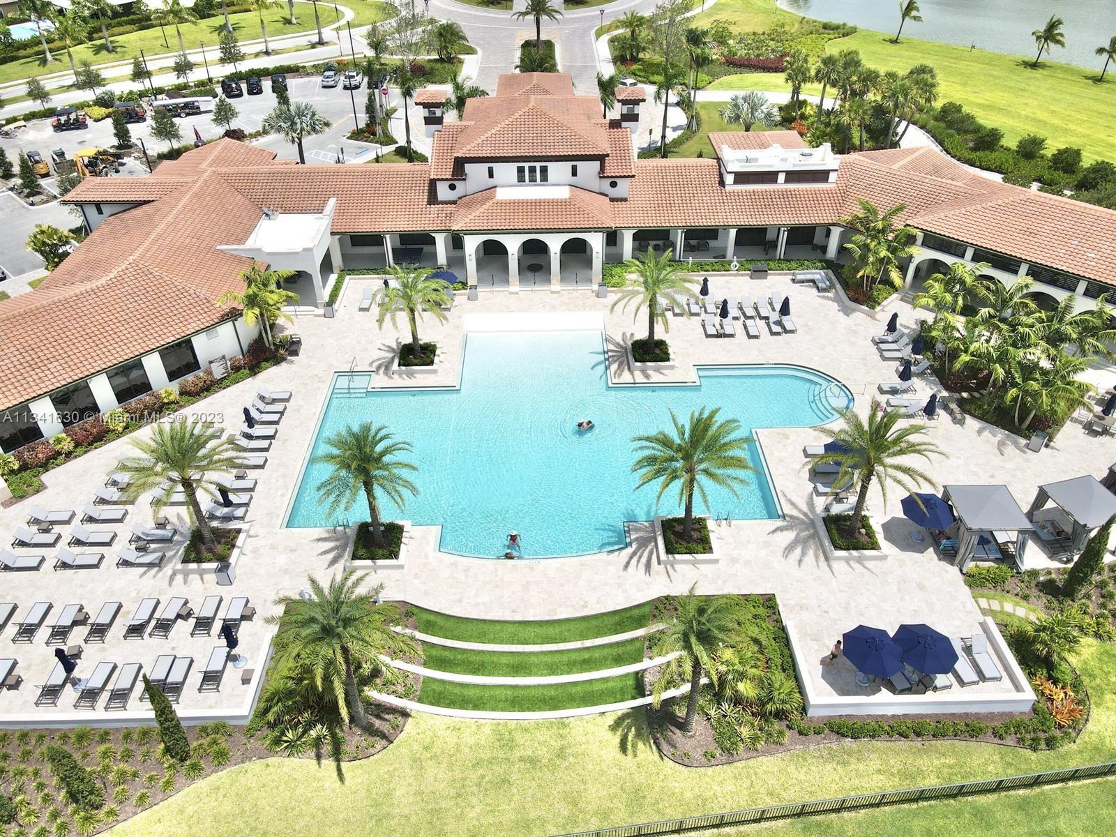 HERON BAY FOUR - Residential