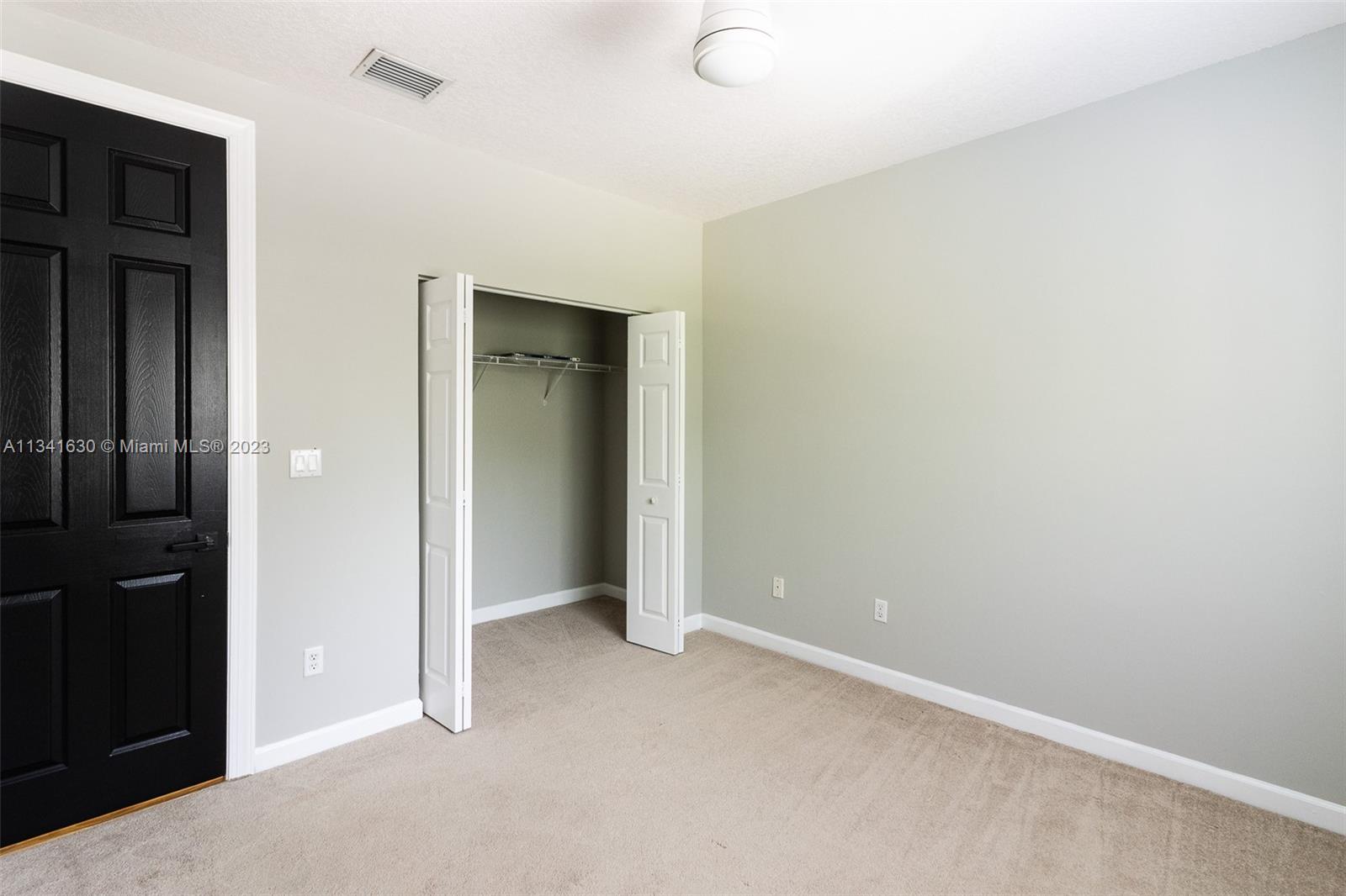 HERON BAY FOUR - Residential