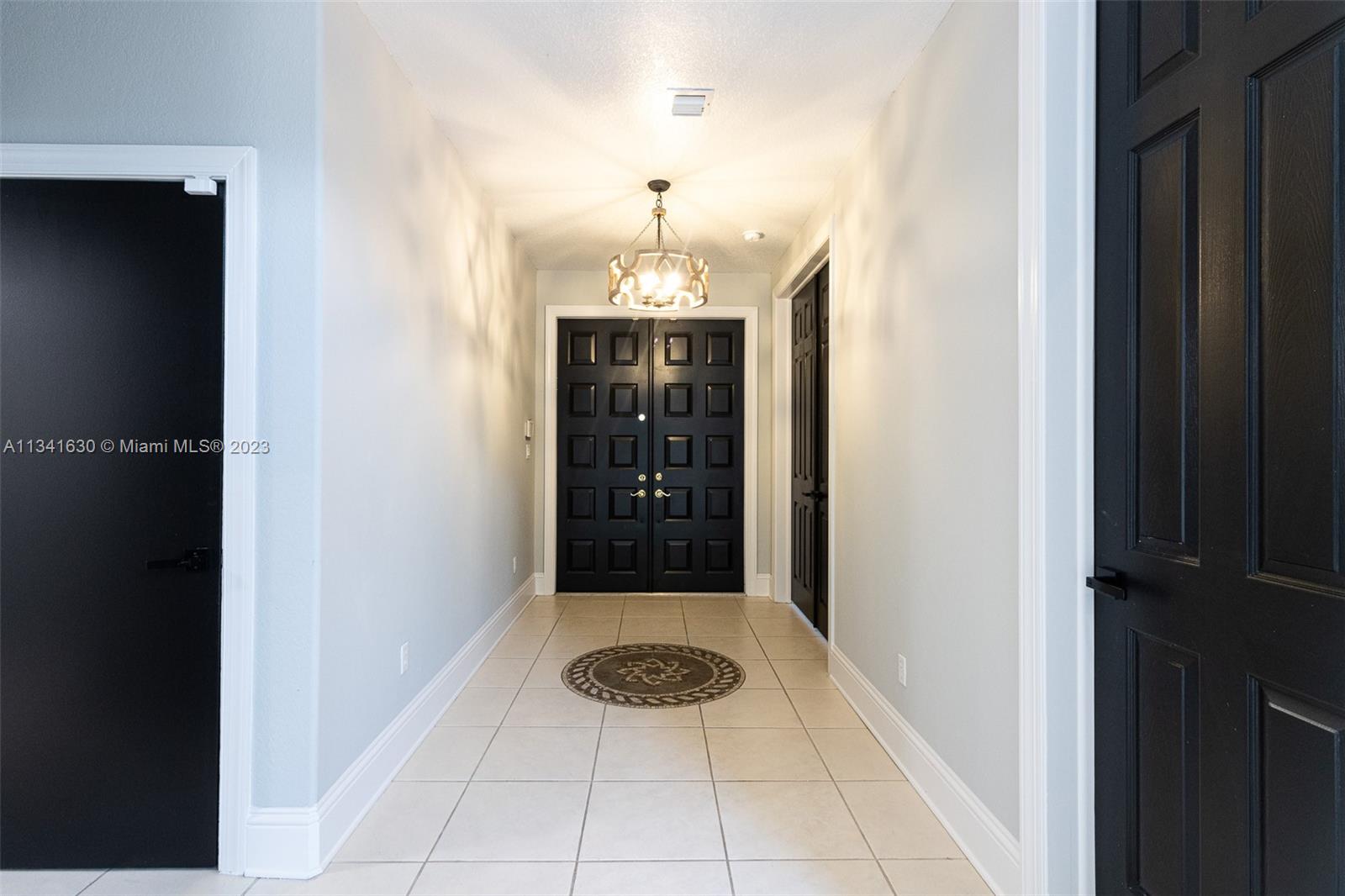 HERON BAY FOUR - Residential