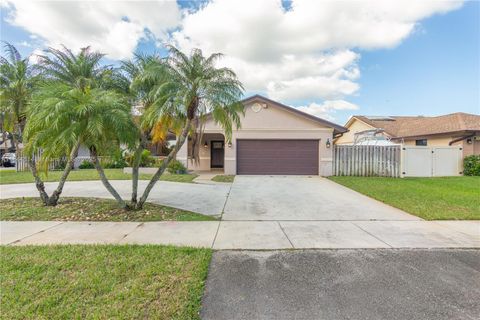 Photo of 11945 SW 54th St, Cooper City, FL 33330 (MLS # A11844614)
