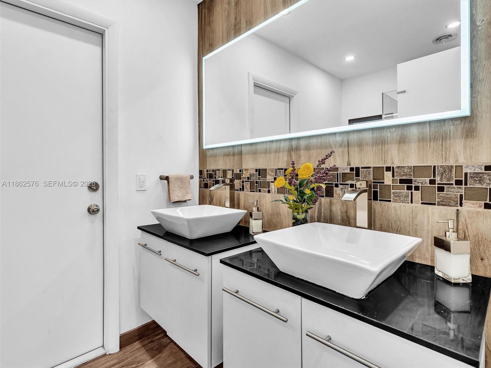 HIGHLAND LAKES SEC 2 - Residential
