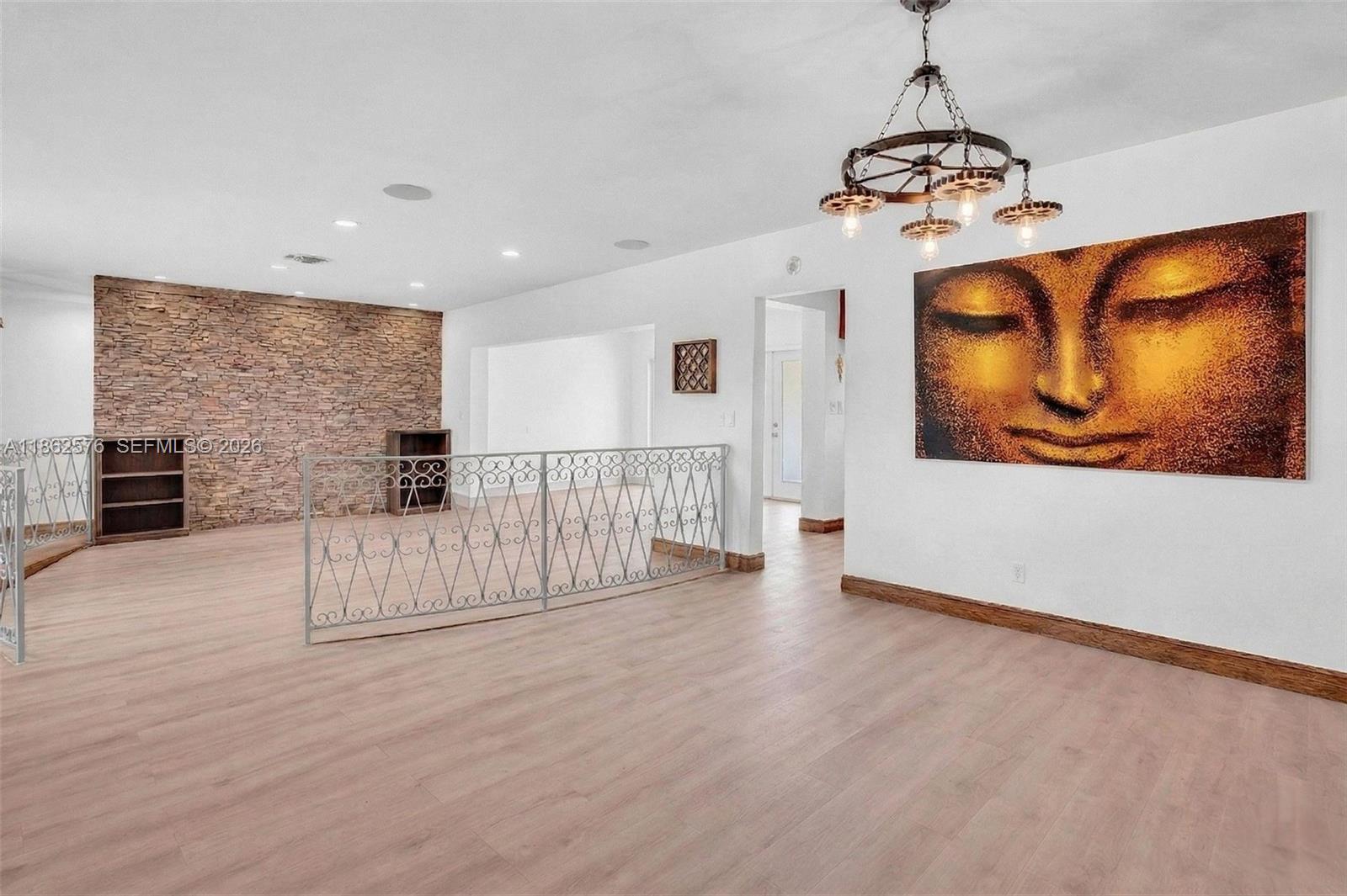 20350 Highland Lakes Blvd