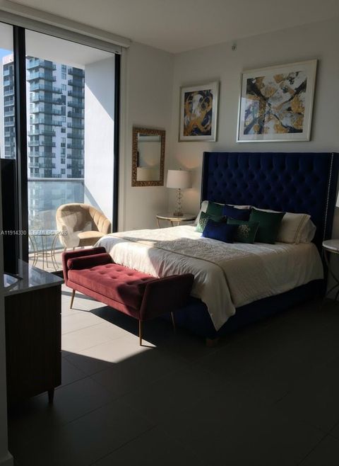 1600 NE 1st Ave 2508 Miami FL 33132