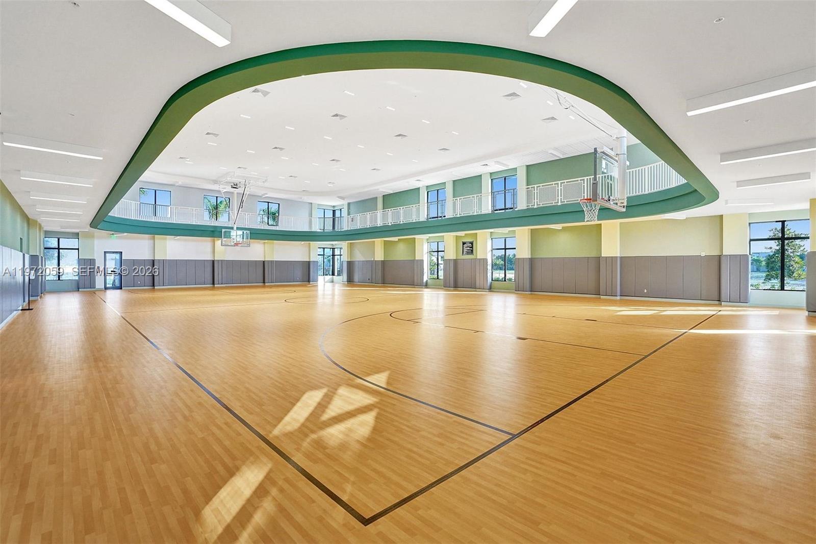 DOWNTOWN DORAL SOUTH PHAS - Residential