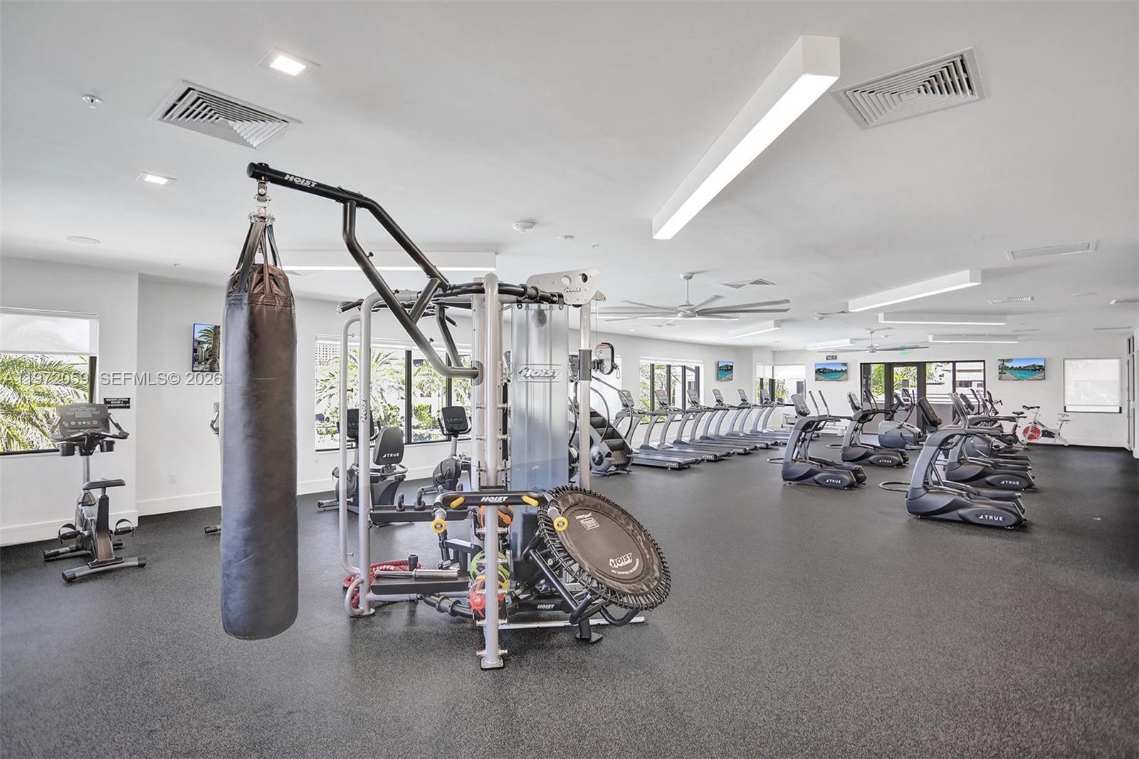 DOWNTOWN DORAL SOUTH PHAS - Residential