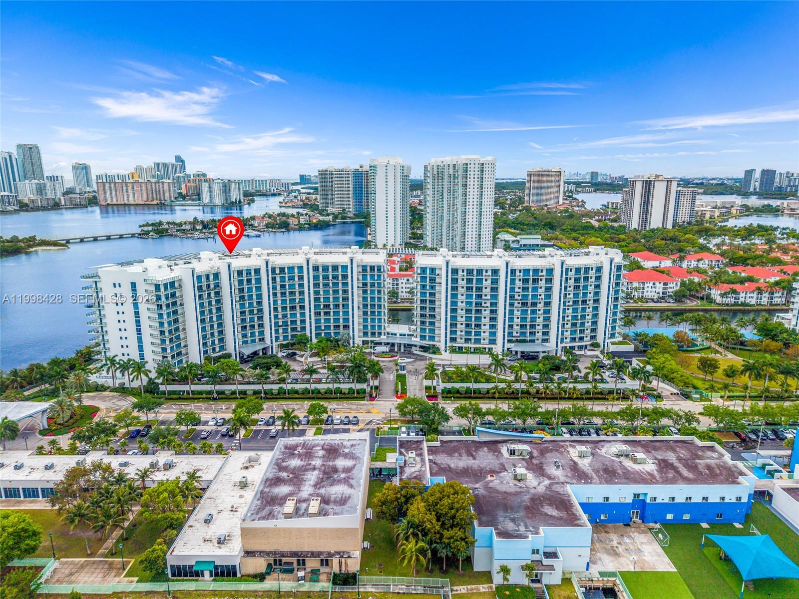 ECHO CONDO - Residential