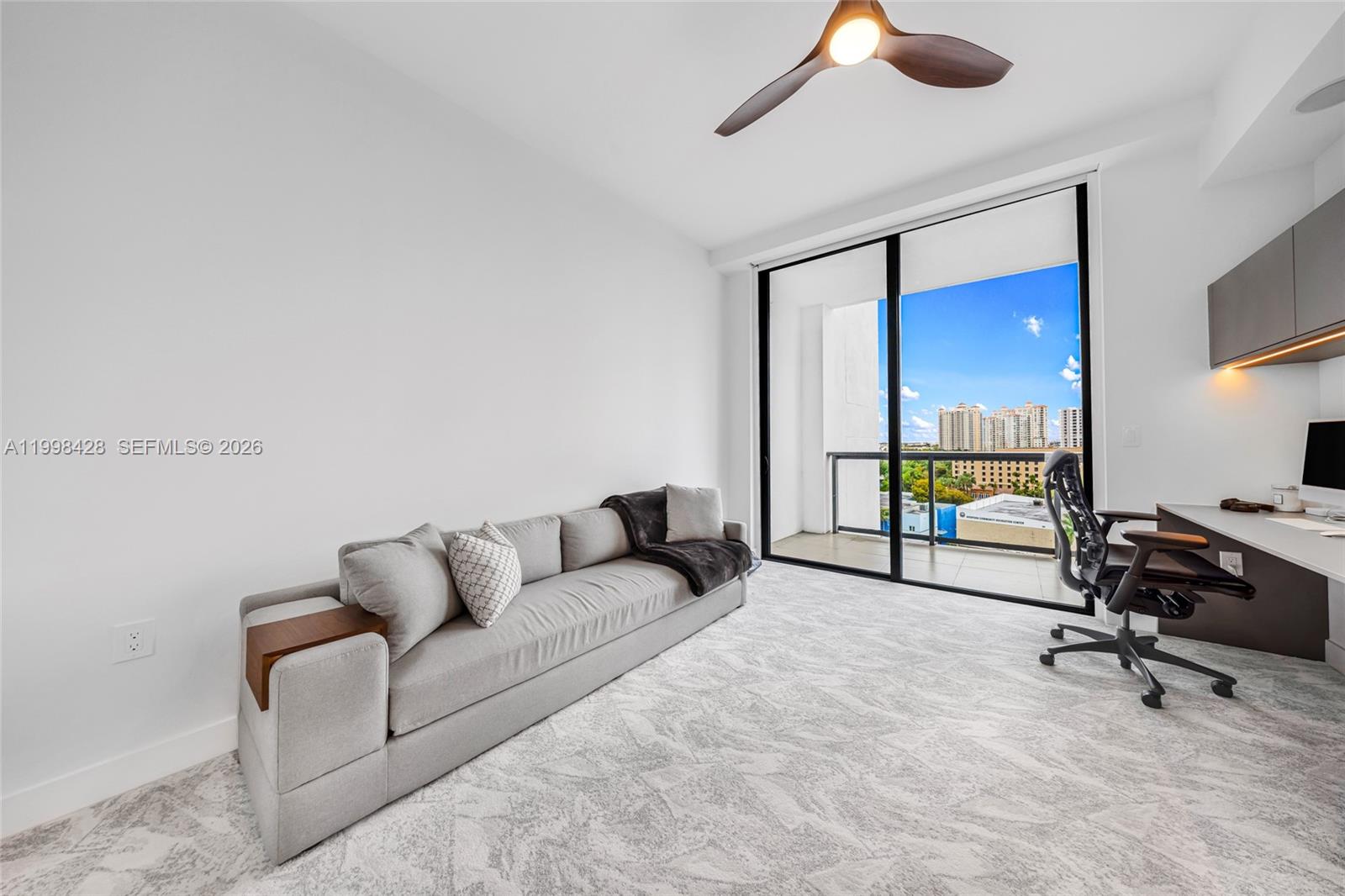 ECHO CONDO - Residential