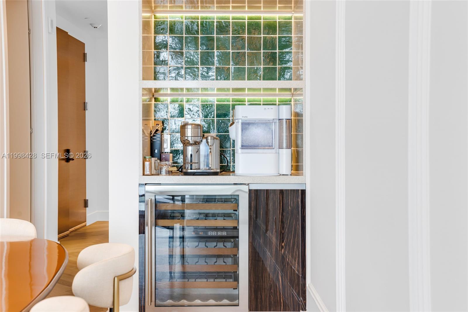 ECHO CONDO - Residential