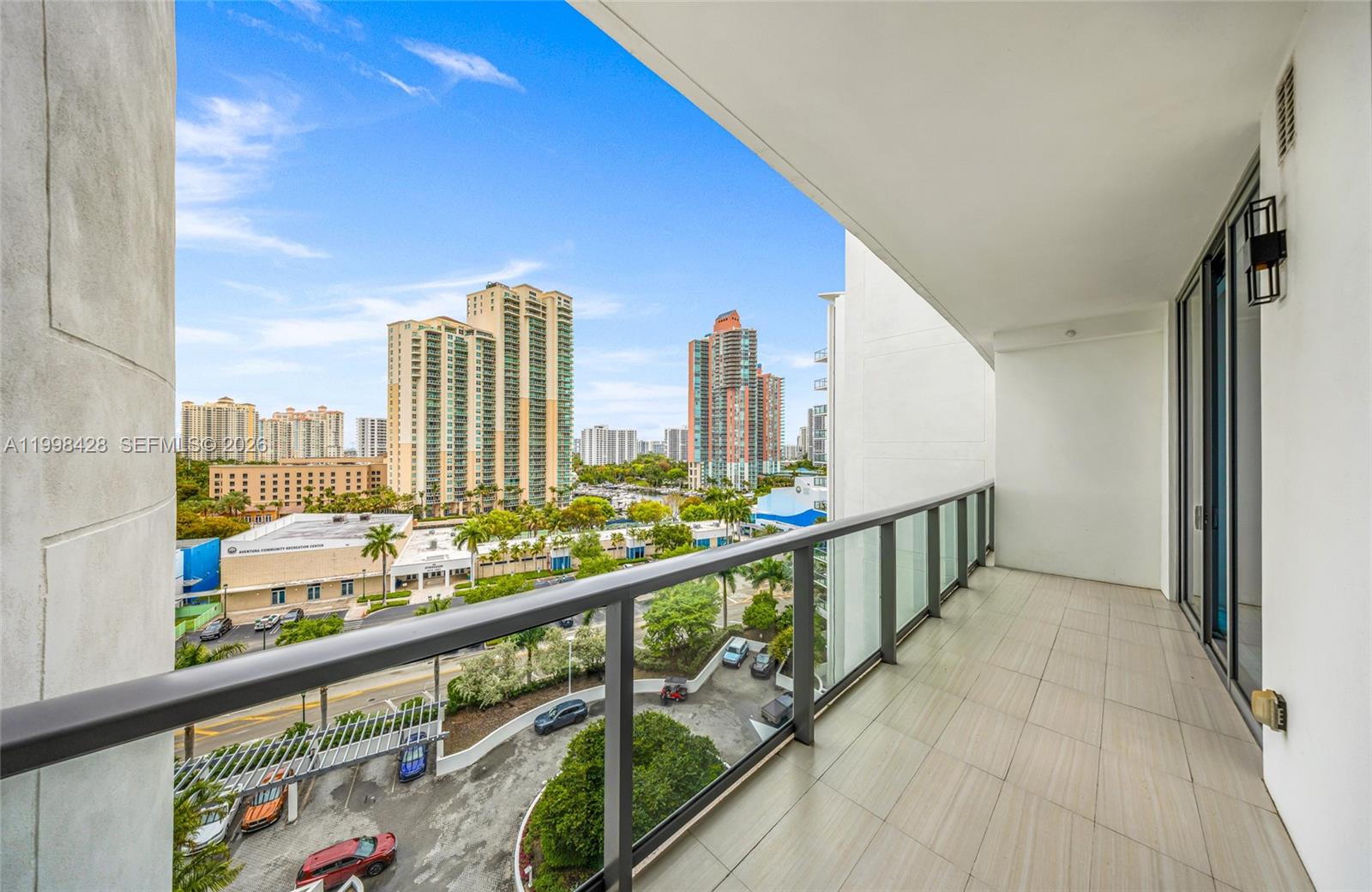 ECHO CONDO - Residential