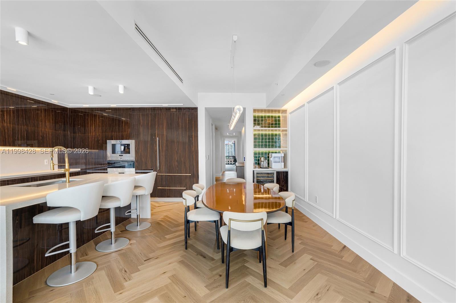 ECHO CONDO - Residential