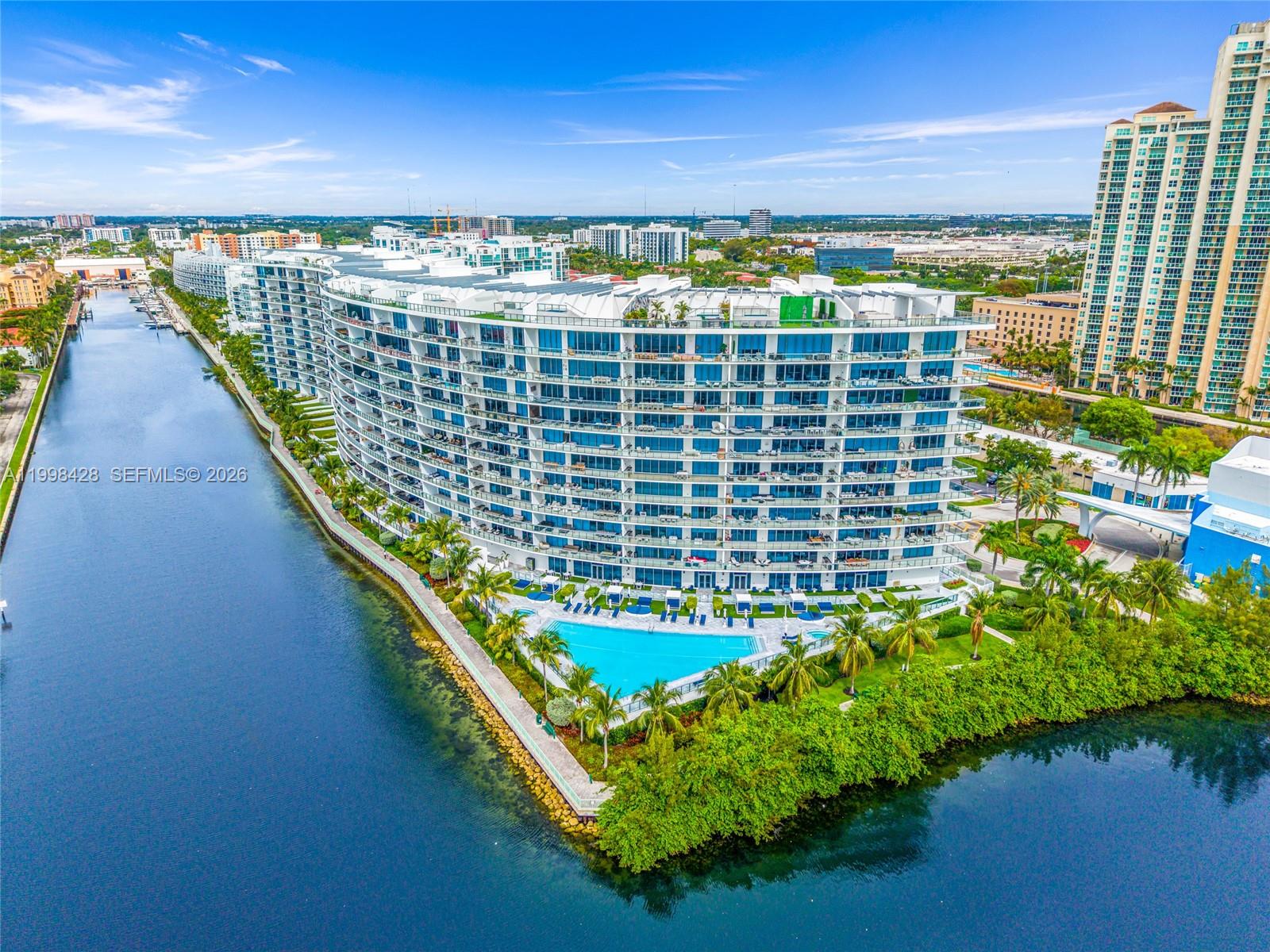 ECHO CONDO - Residential