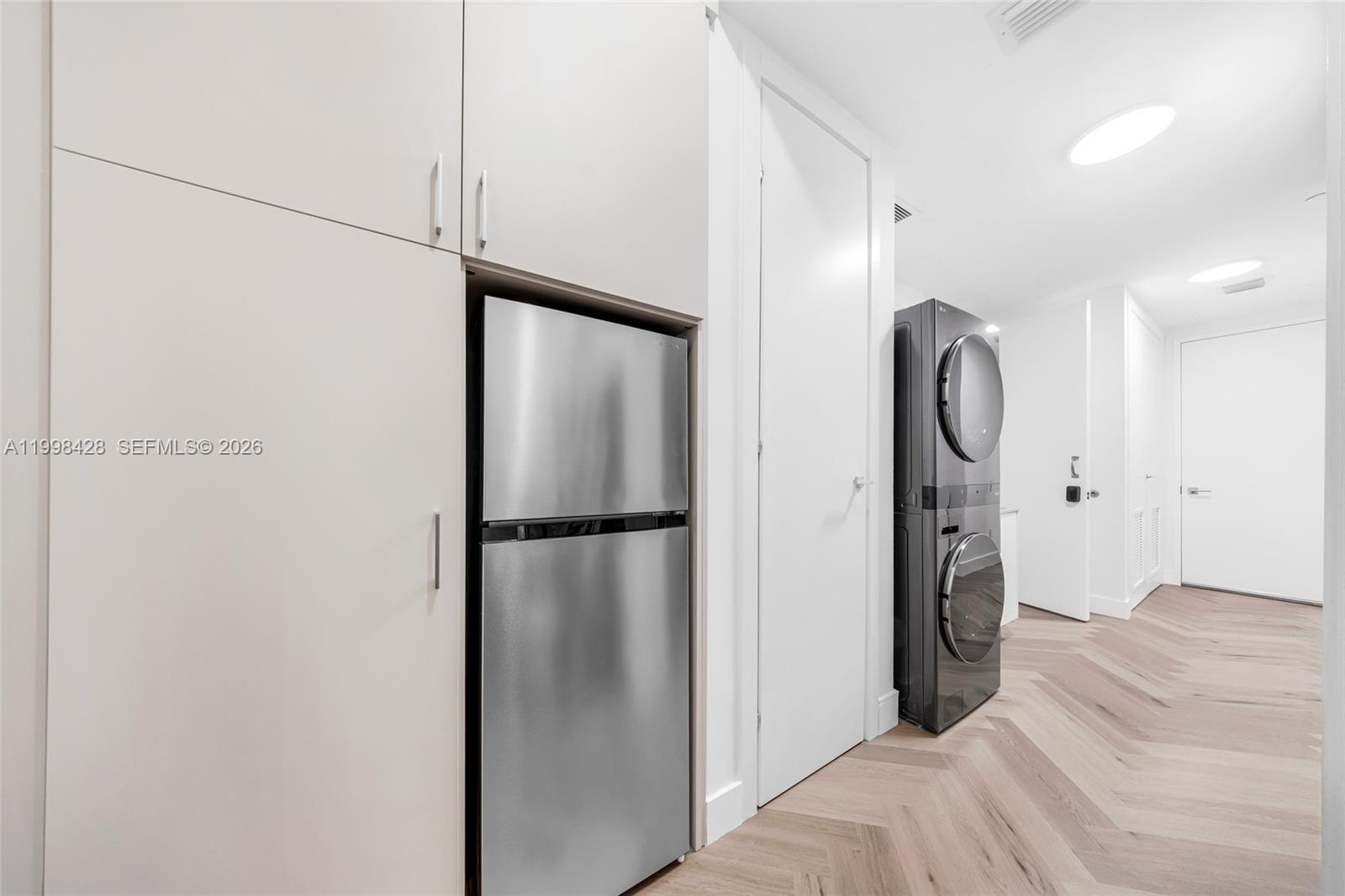 ECHO CONDO - Residential