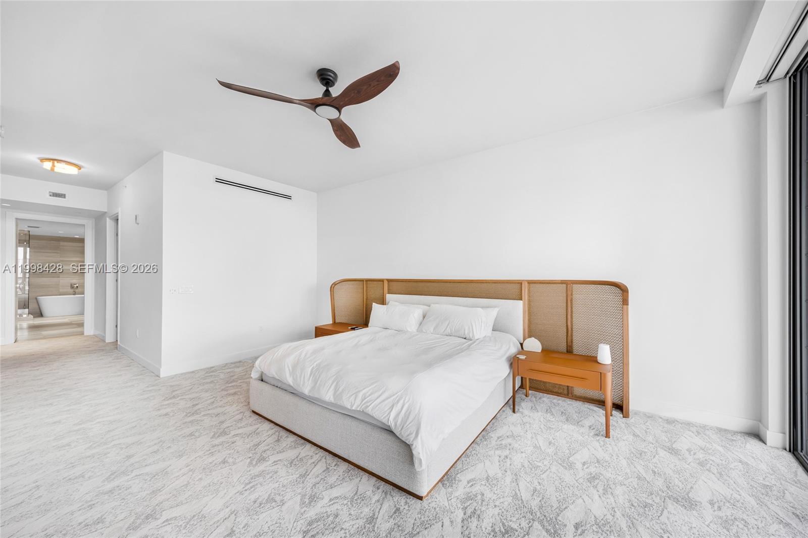 ECHO CONDO - Residential