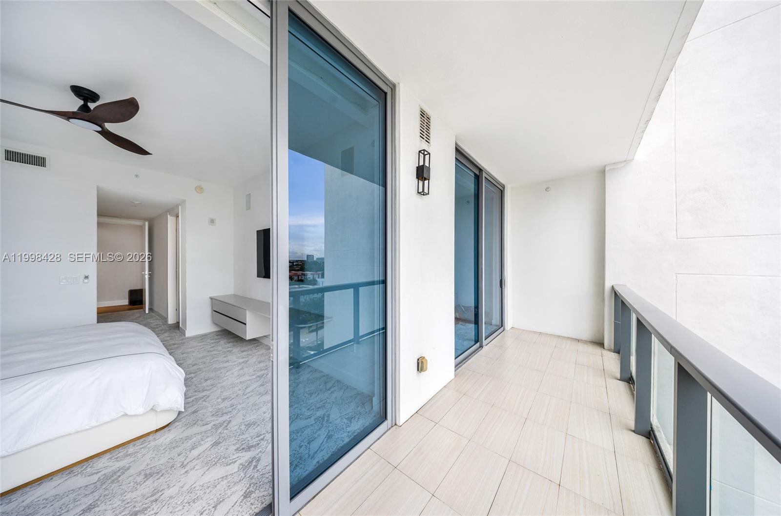 ECHO CONDO - Residential