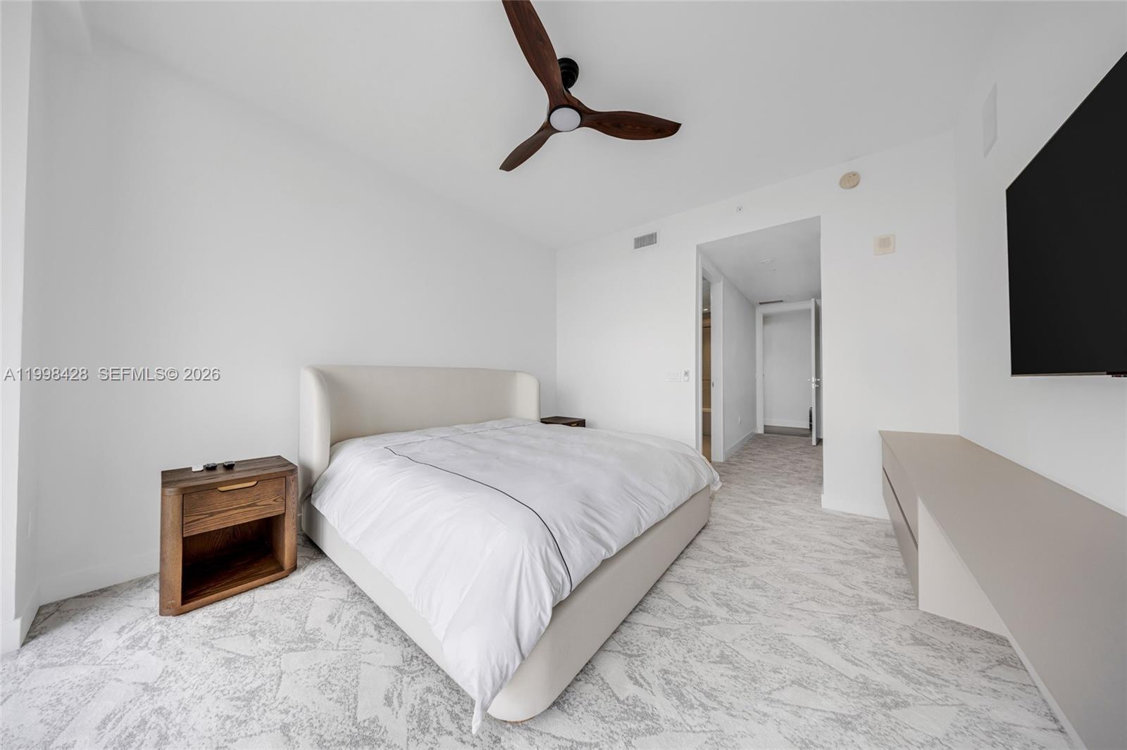 ECHO CONDO - Residential