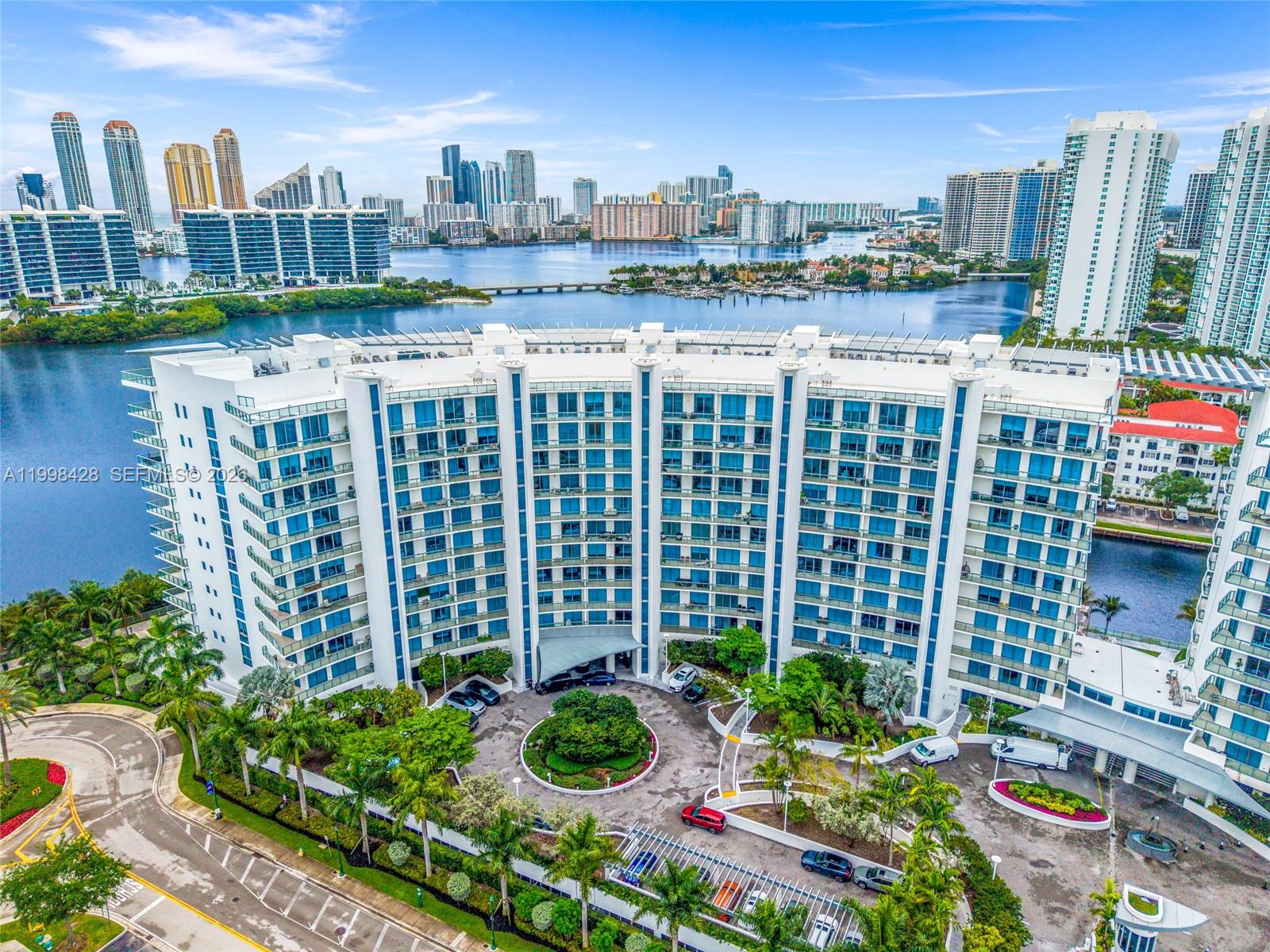 ECHO CONDO - Residential