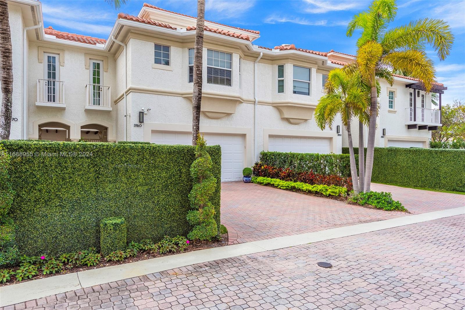 Property for Sale at 3760 Ne 199th Ter, Aventura, Miami-Dade County, Florida - Bedrooms: 4 
Bathrooms: 6  - $3,350,000