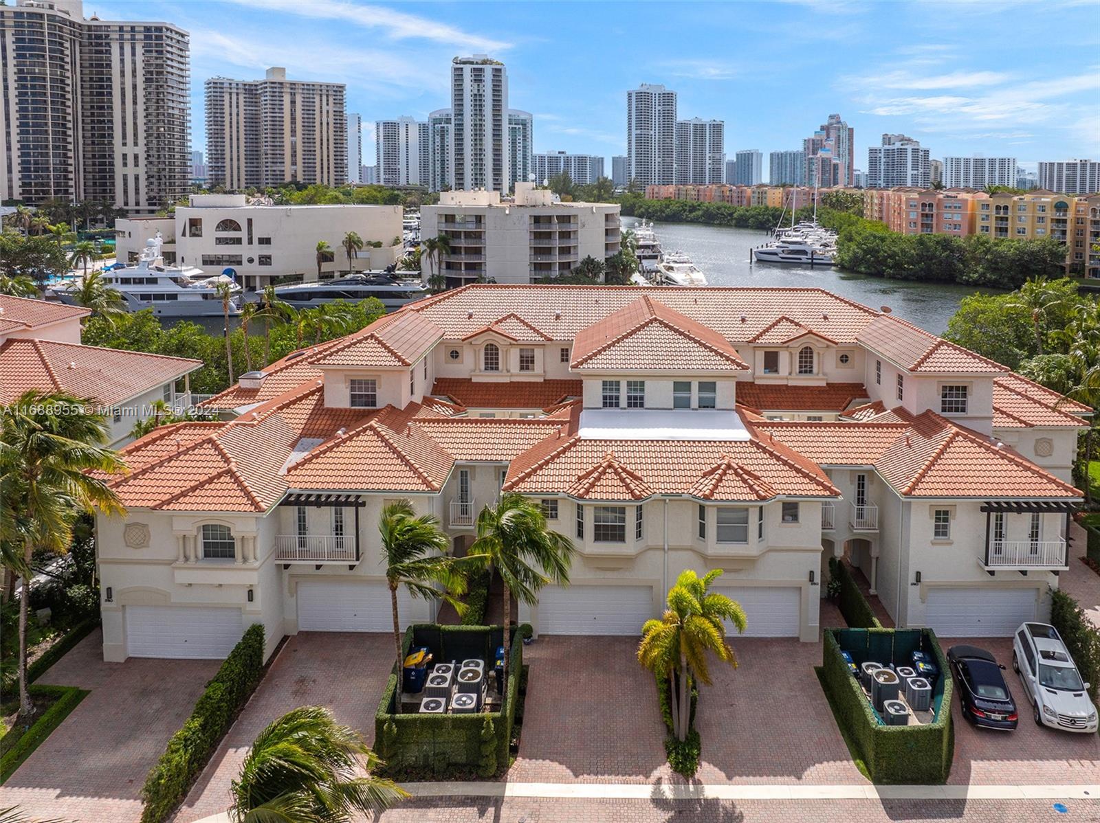 Porto Vita - Residential