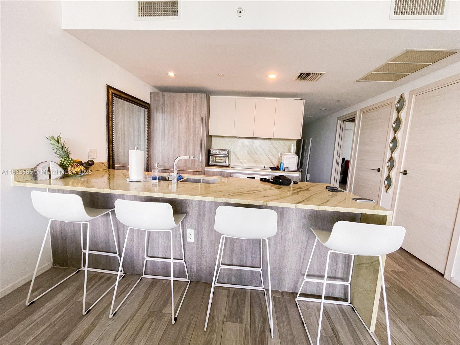 801 SMA RESIDENCES CONDO - Residential