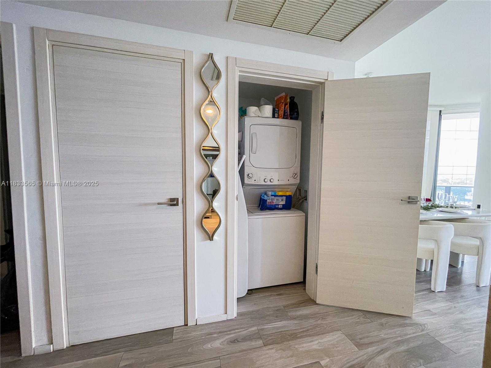 801 SMA RESIDENCES CONDO - Residential