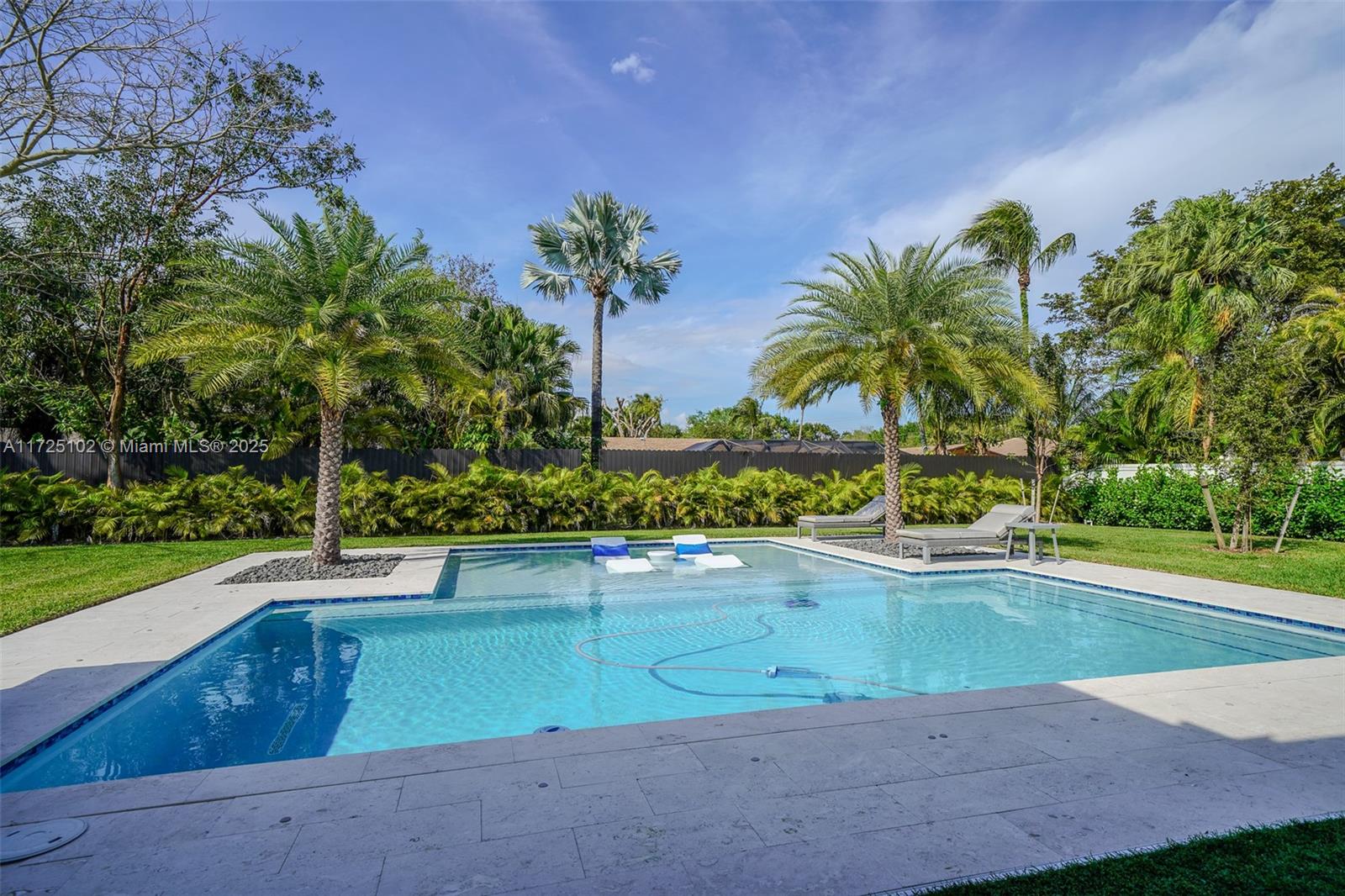 AXELAJA ESTATES - Residential