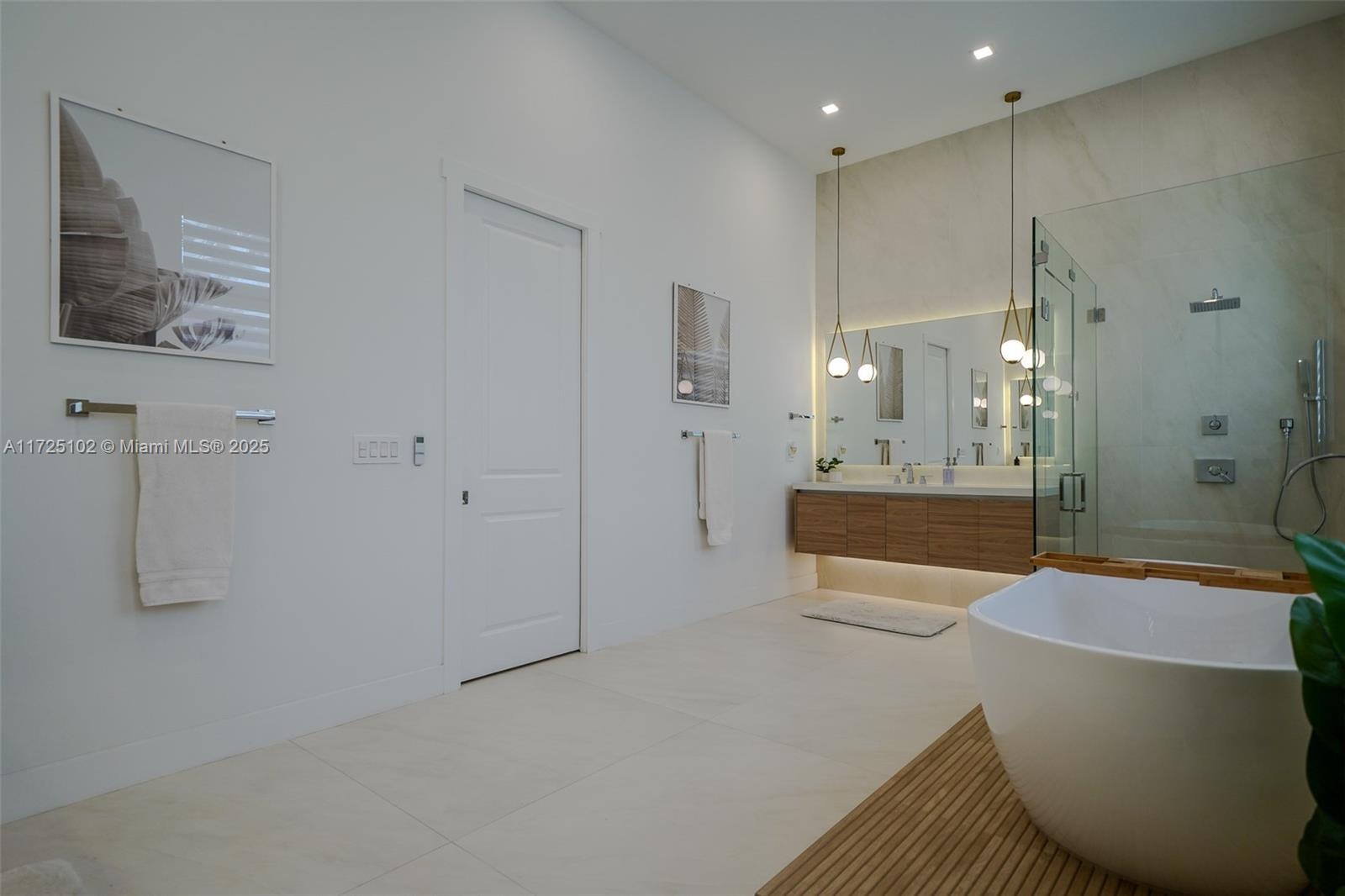 AXELAJA ESTATES - Residential