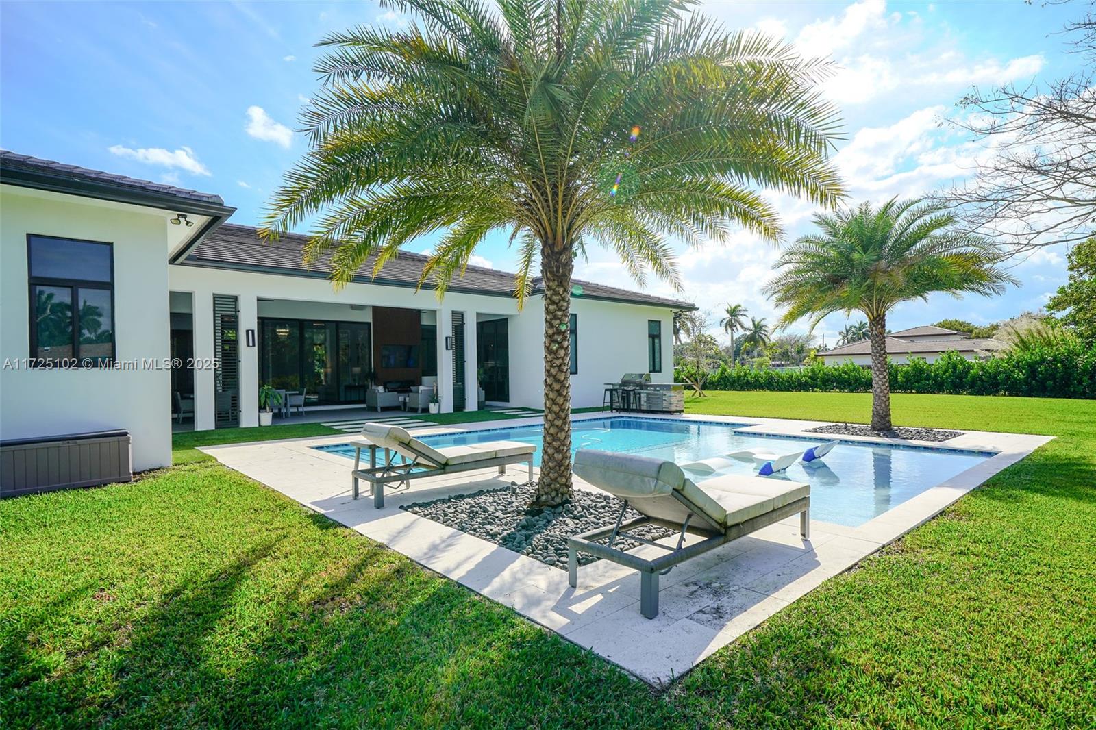 AXELAJA ESTATES - Residential