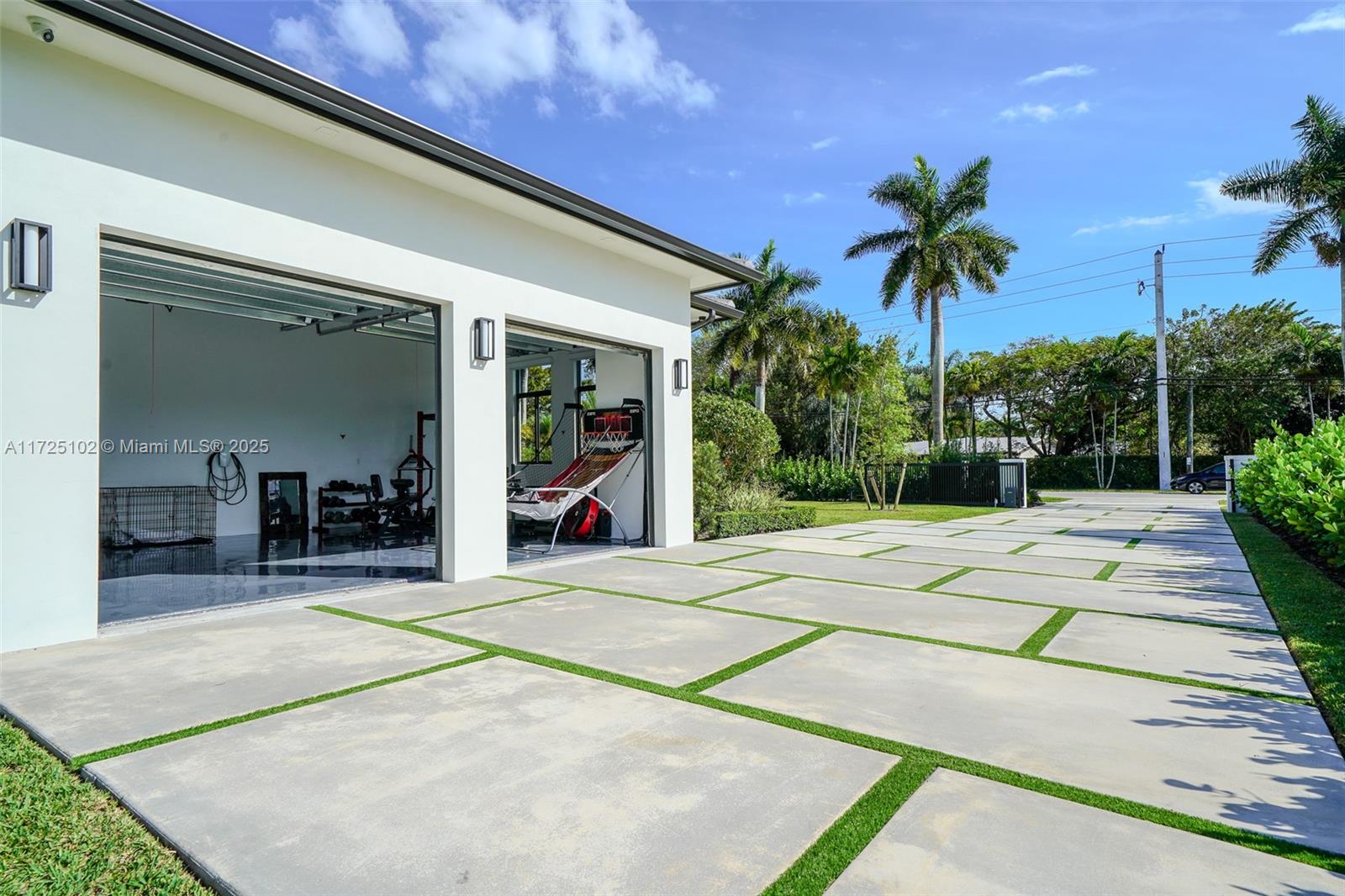 AXELAJA ESTATES - Residential