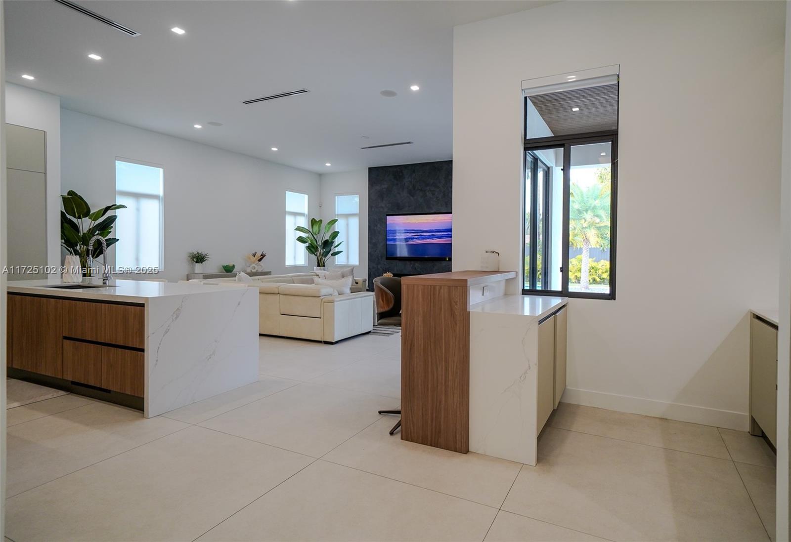 AXELAJA ESTATES - Residential