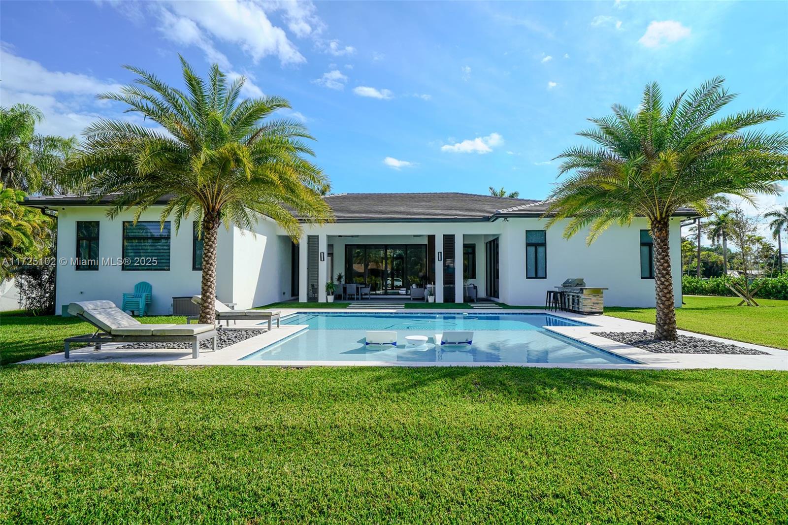 AXELAJA ESTATES - Residential