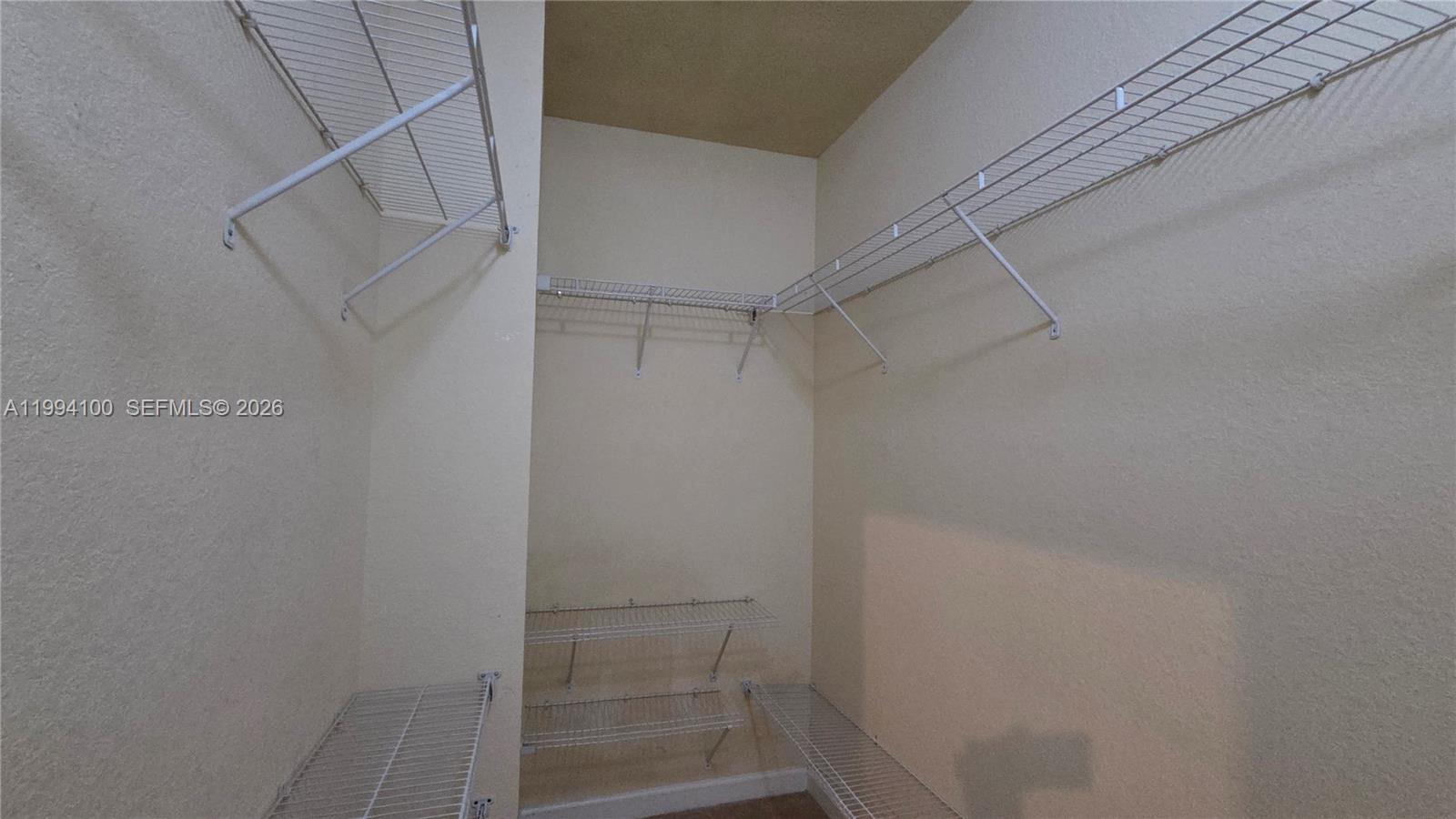 LAKES BY THE BAY EVE REPL - Residential