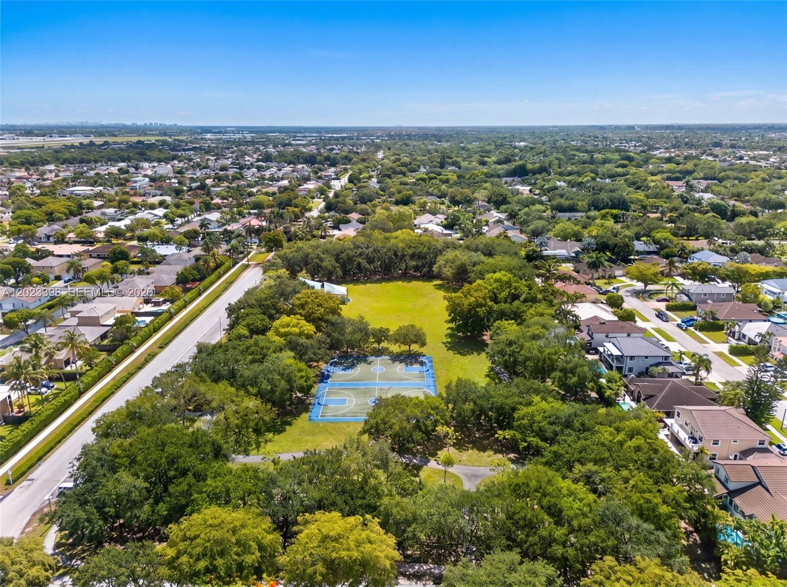 OAK CREEK - Residential